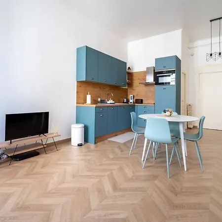 B027-nice Renovated Near Downtown - Κάννες